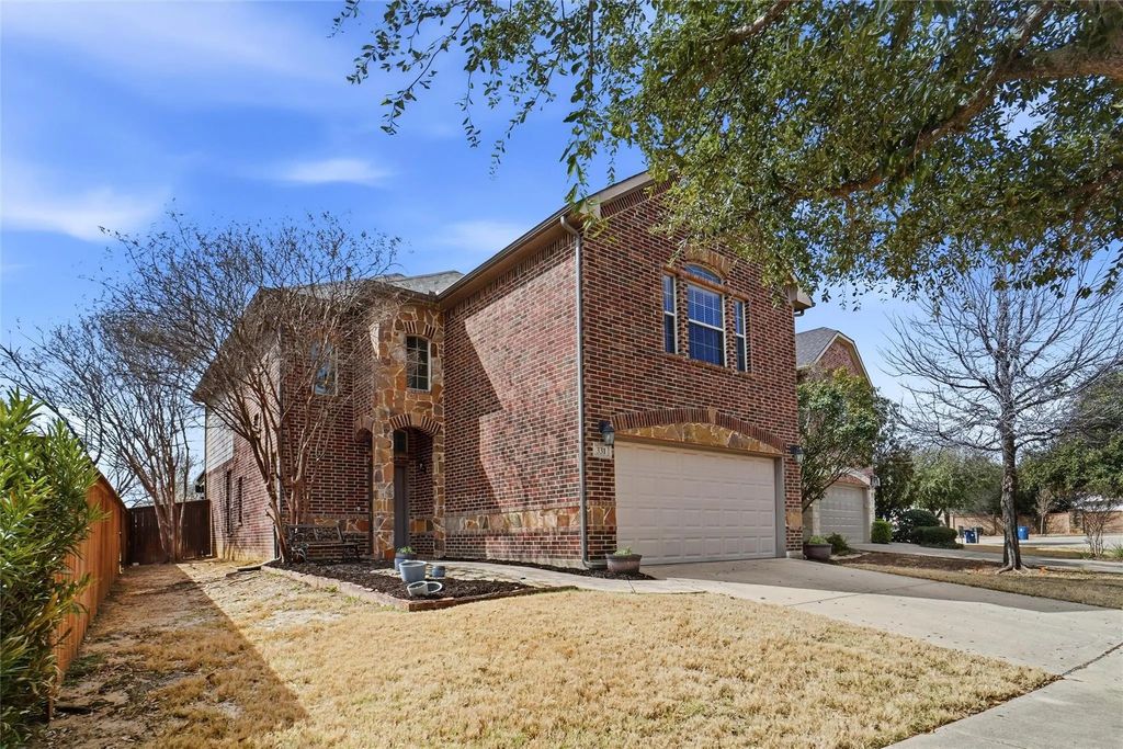331 Granger Circle, Argyle