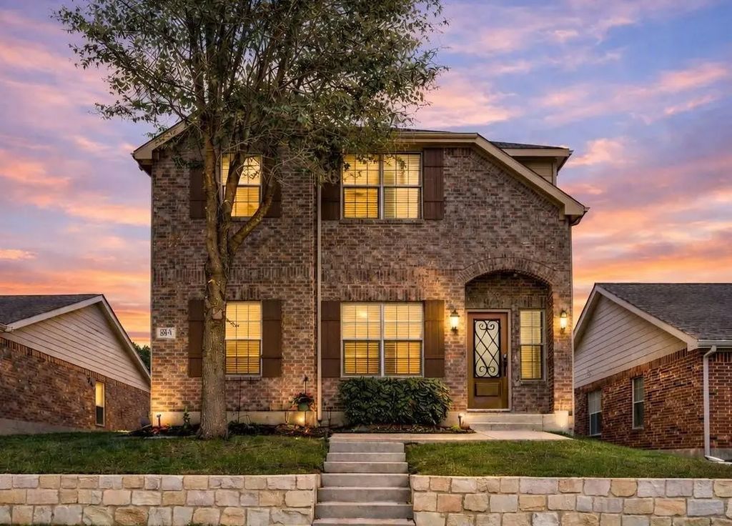 8912 Sundance Trail, Cross Roads