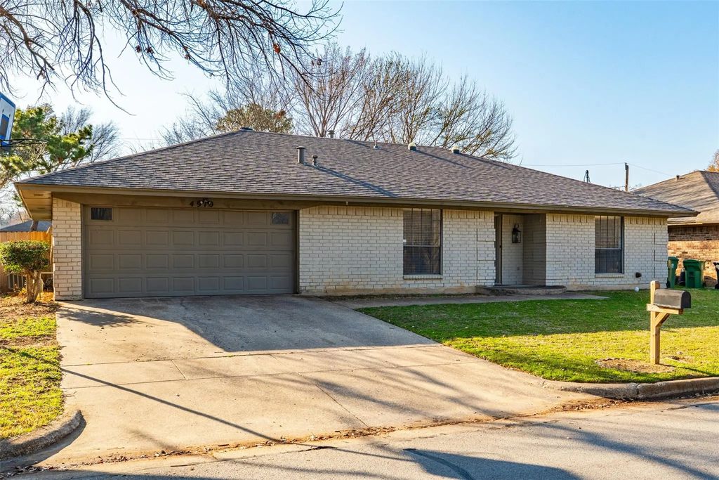 4910 Spring Creek Road, Arlington