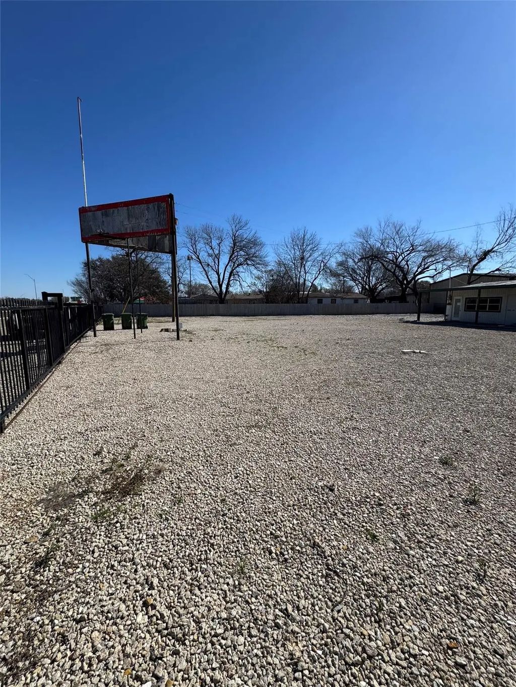 1301 N Us-175, Seagoville