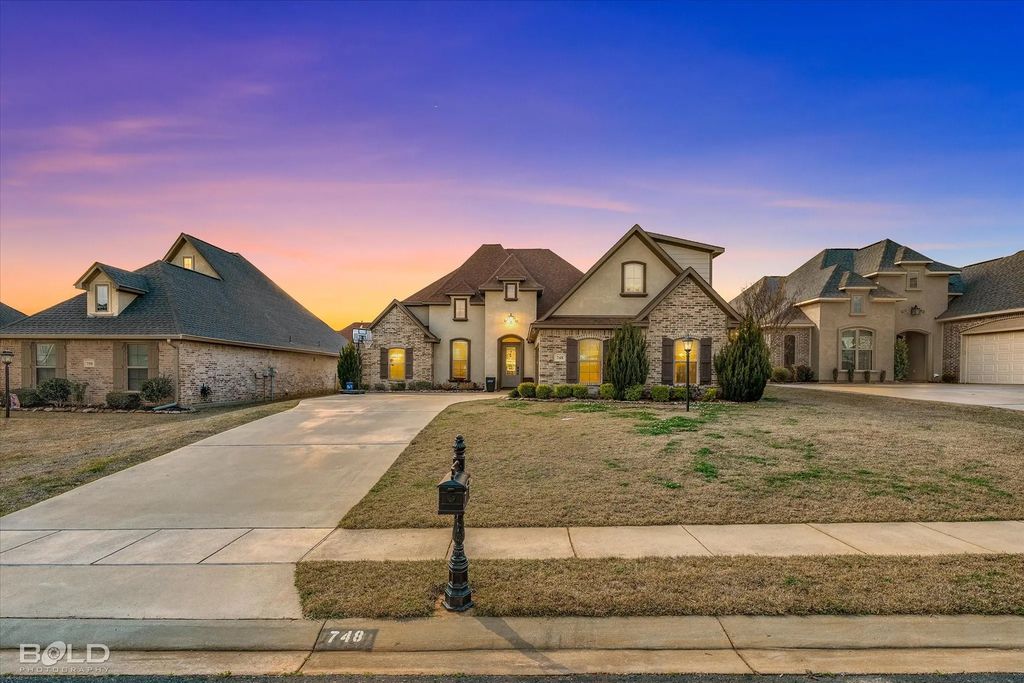 748 Fir Wood Lane, Haughton
