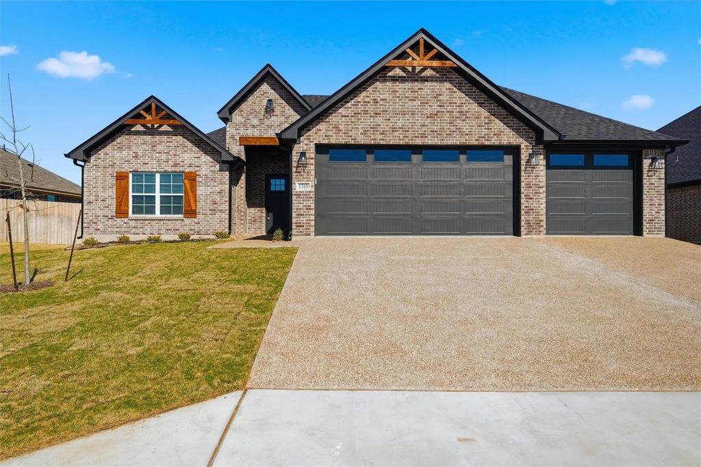 1316 Promised Land Road, Hewitt