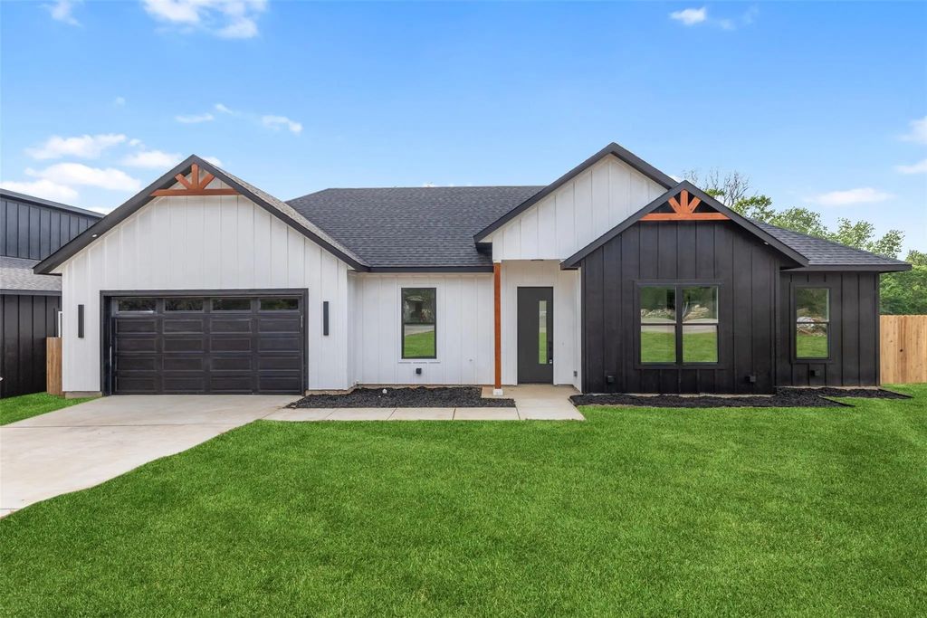 1107 Riverwood Road, Dallas