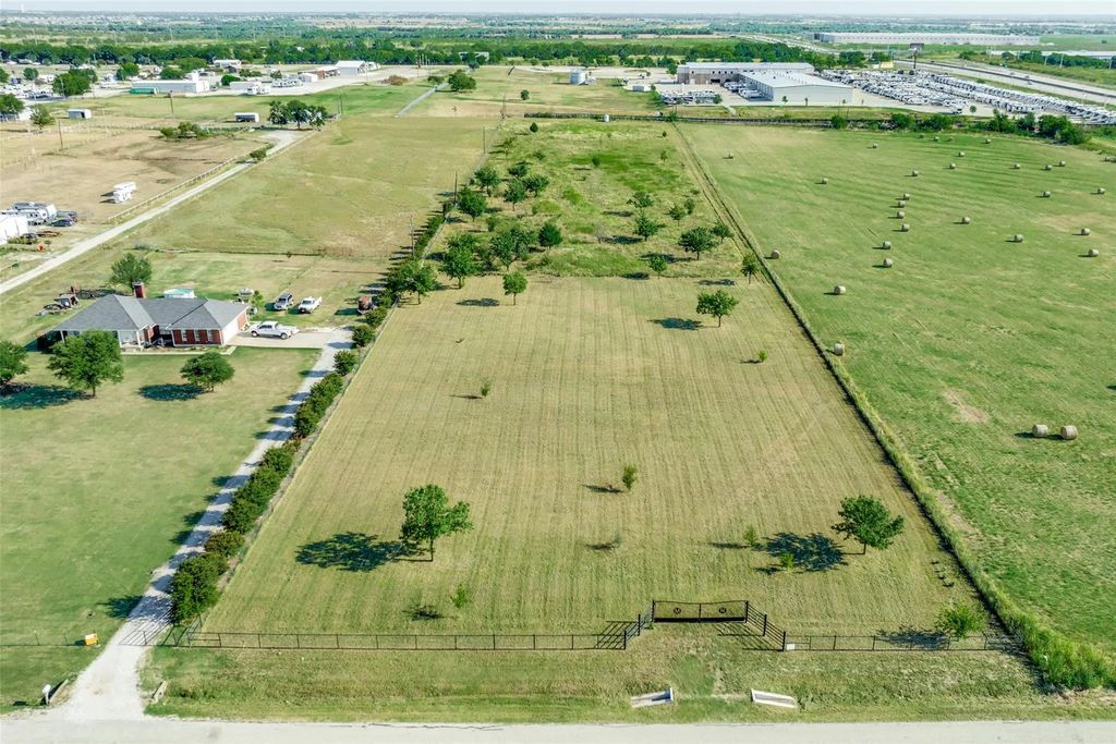 Tr 28 5.0 Acres Lois Road W, Sanger