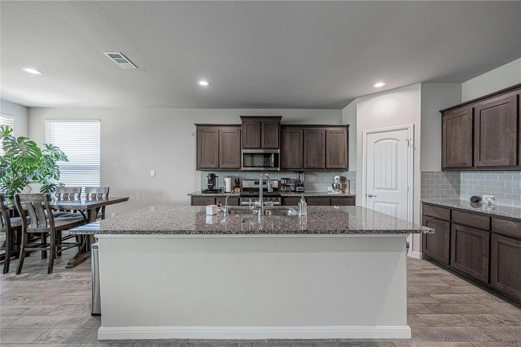 6803 Hall Of Fame Boulevard, Midland