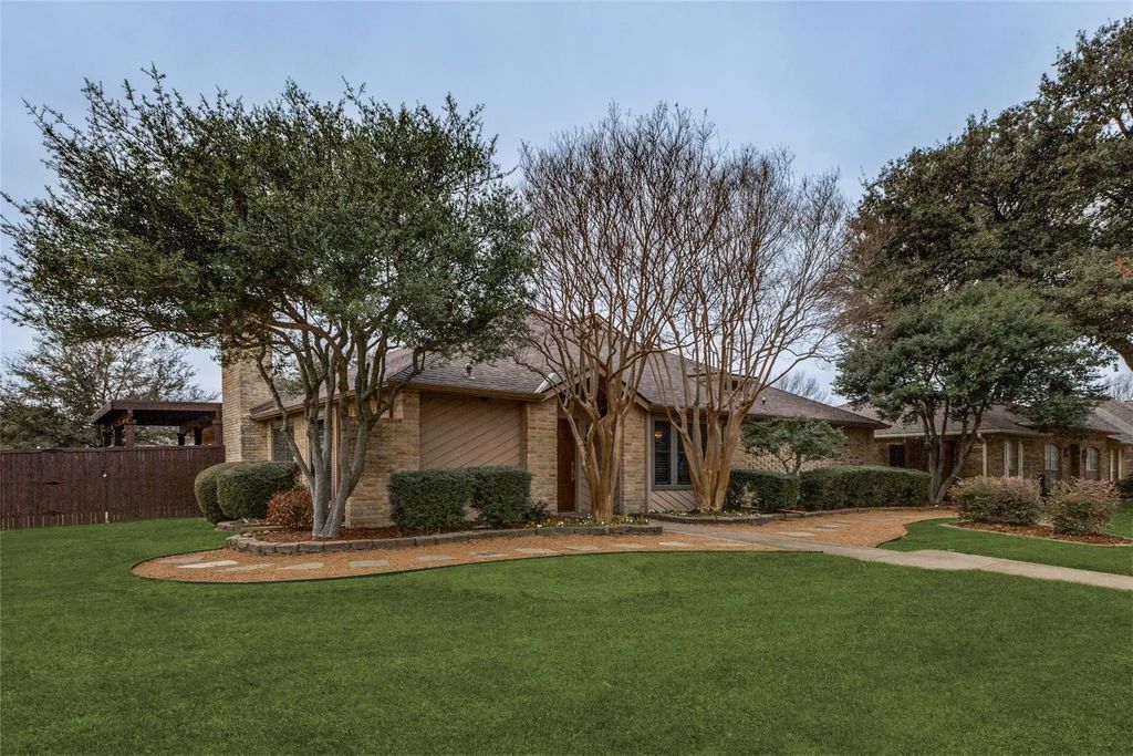 1516 Flintwood Drive, Richardson