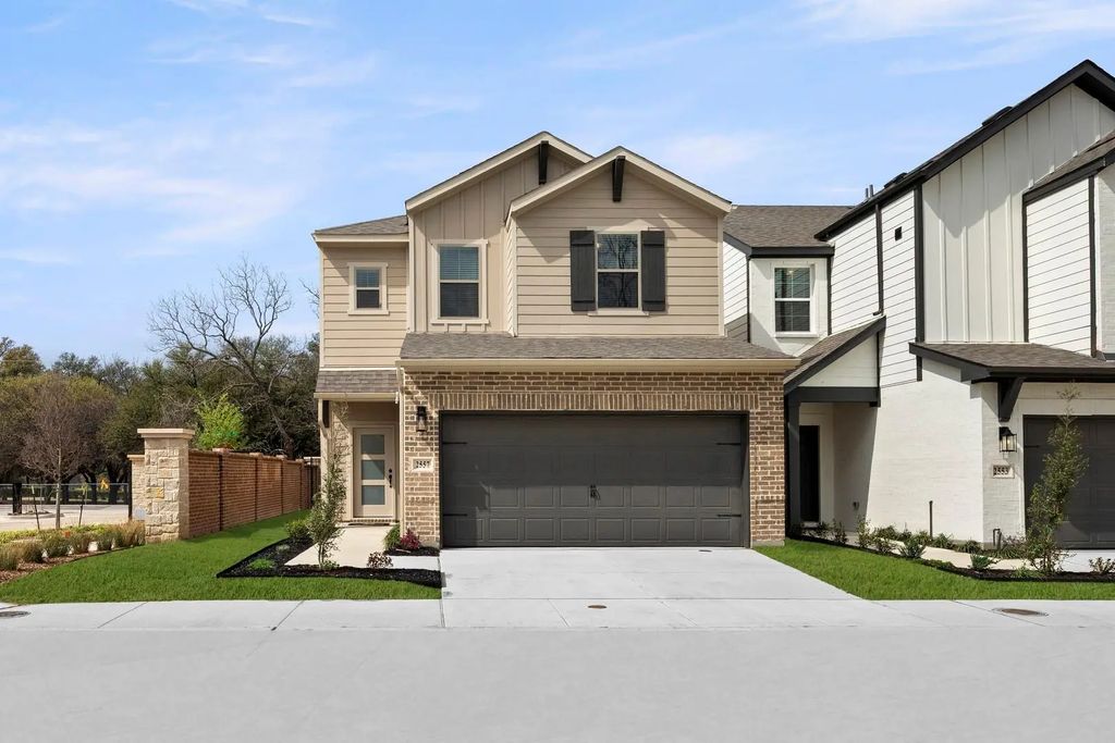 2557 Lost Maples Lane, Dallas