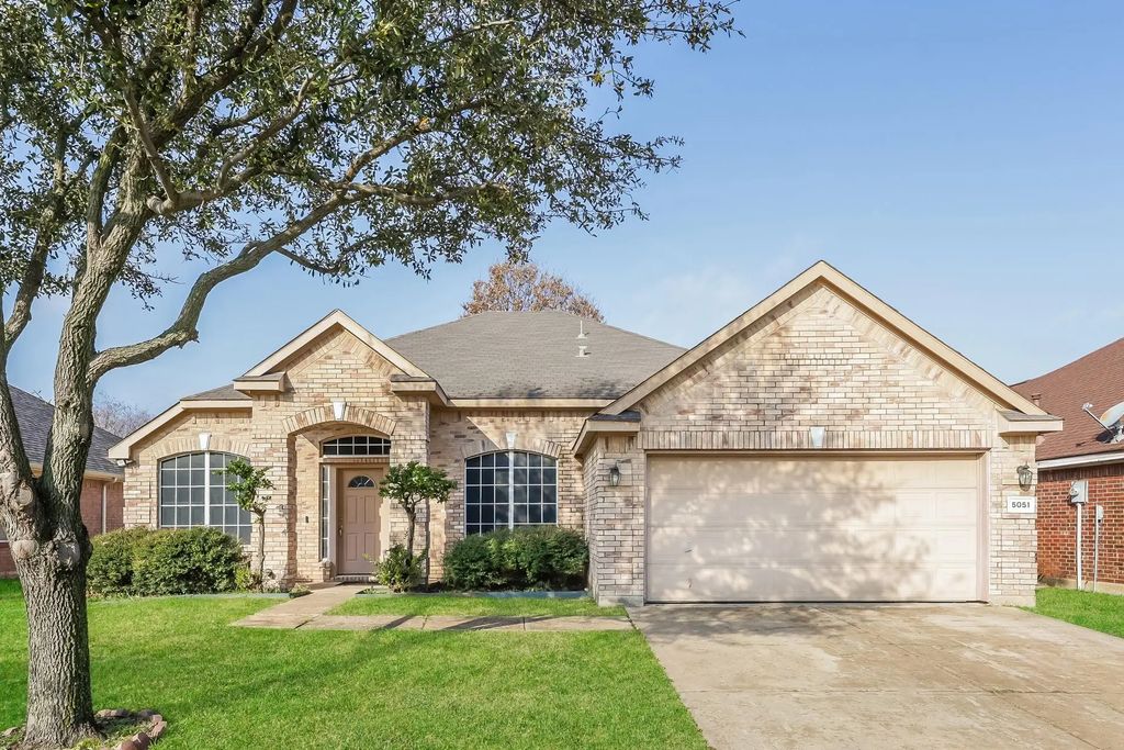 5051 Showdown Lane, Grand Prairie