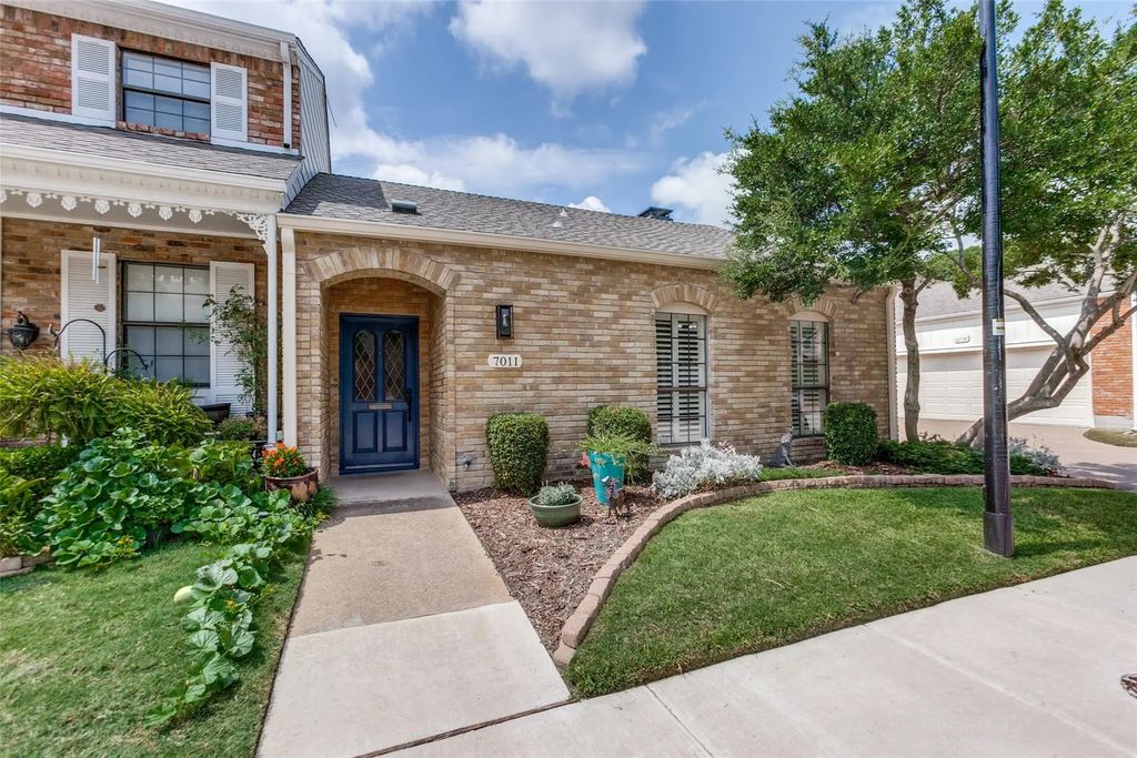 7011 Regalview Circle, Dallas