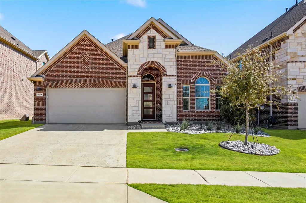 5204 Bradford Green Trail, Flower Mound