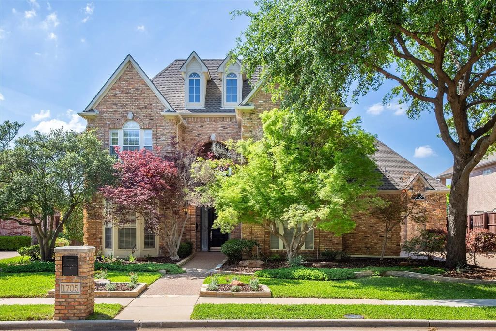 1705 Old Course Drive, Plano