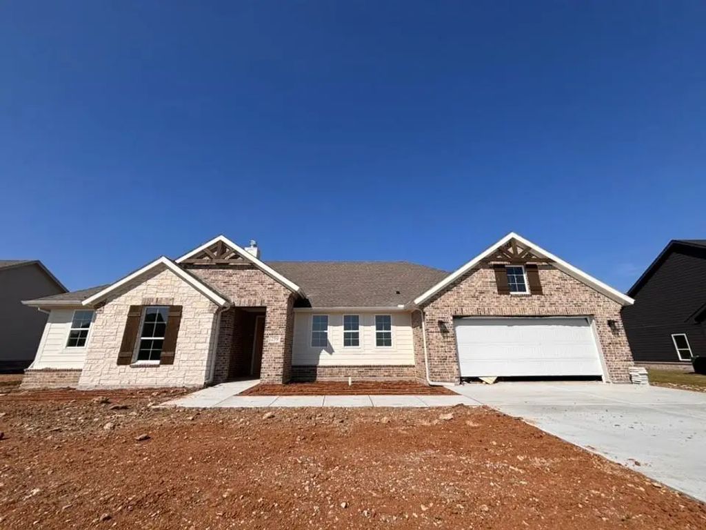 259 Meadow Vista Drive, New Fairview