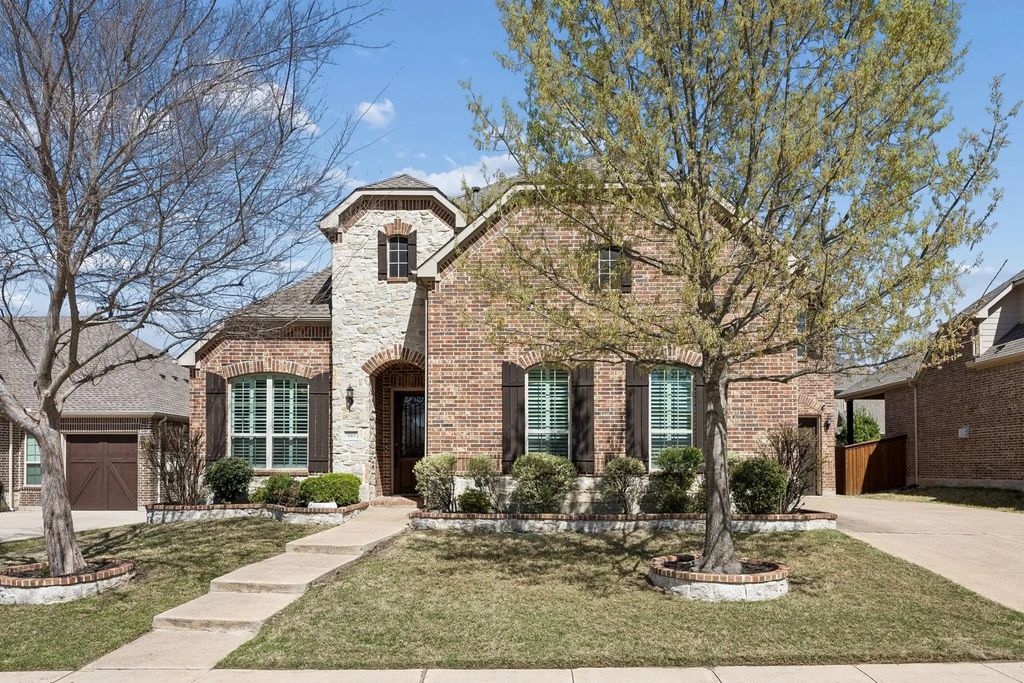 948 Holt Lane, Allen