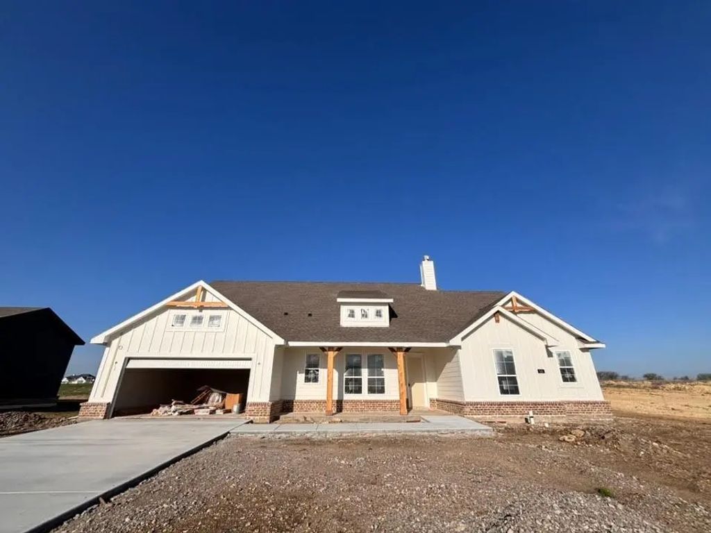 141 Moss Glen Lane, New Fairview