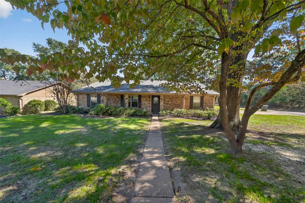 6828 Mandy Lane, Tyler