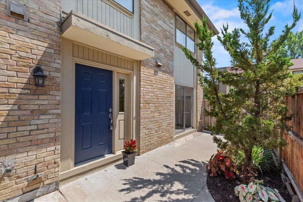 2648 Custer Parkway D, Richardson