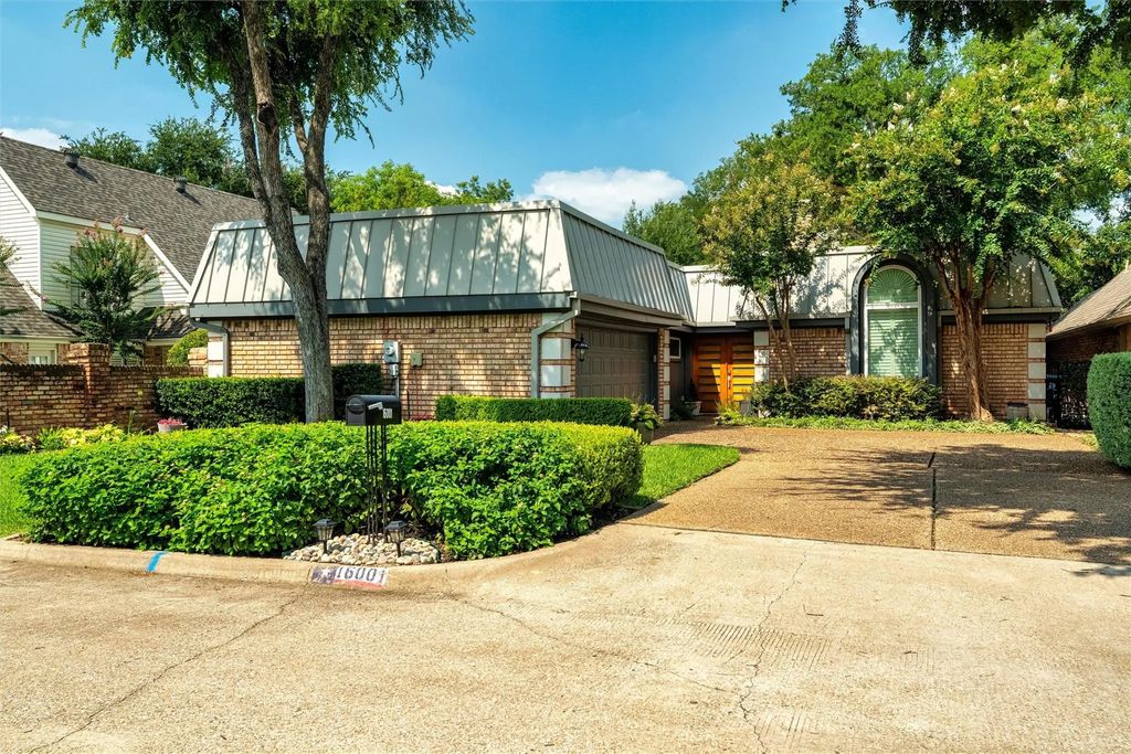 16001 Chalfont Circle, Dallas