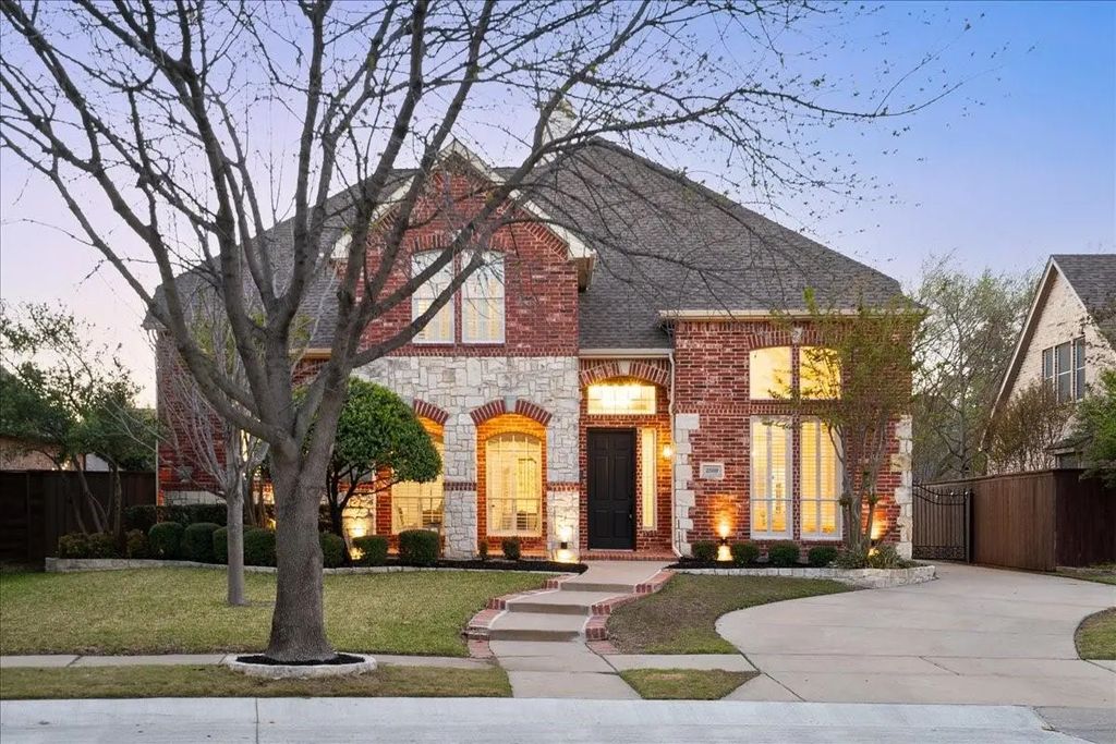 2509 Sir Turquin Lane, Lewisville