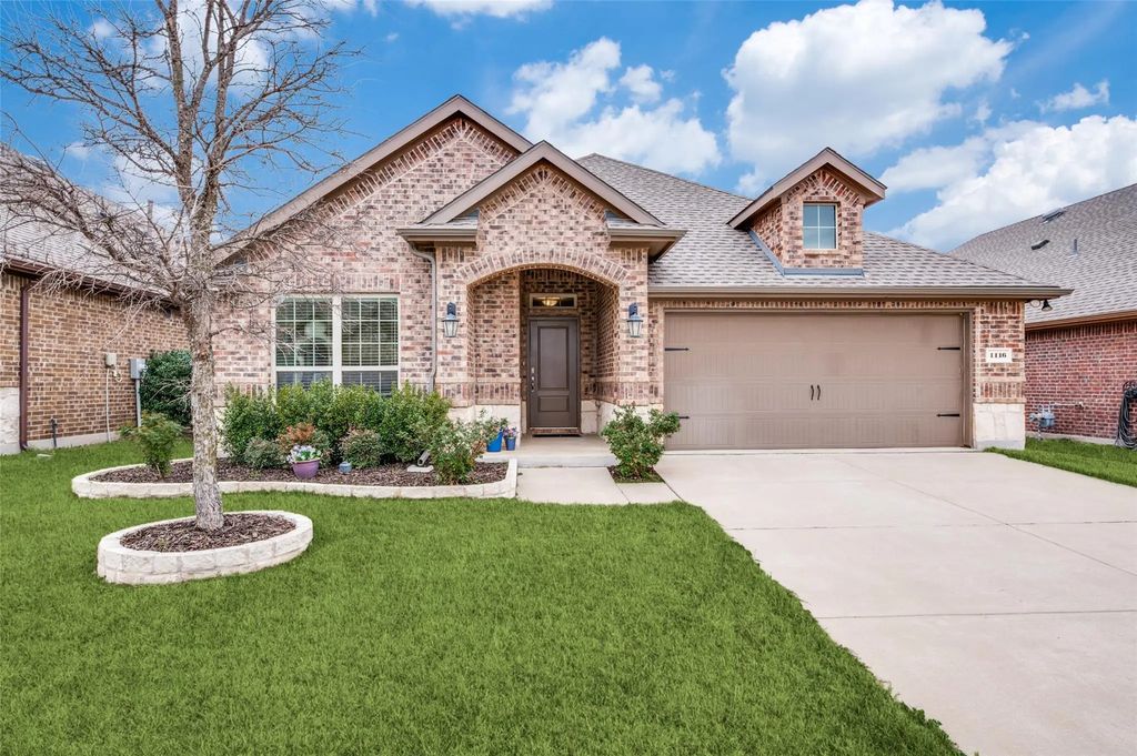 1116 Lawndale Street, Celina