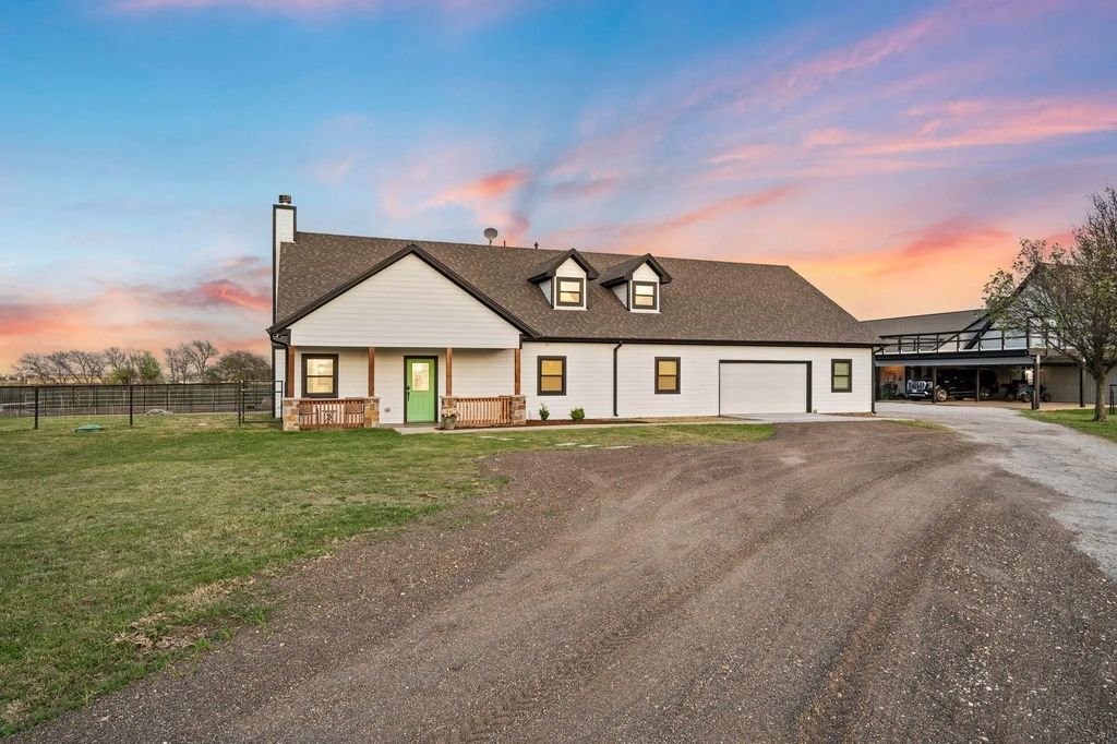 7384 Rector Road, Sanger