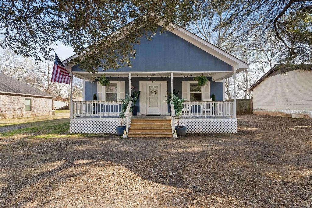 515 W Emma, Bullard
