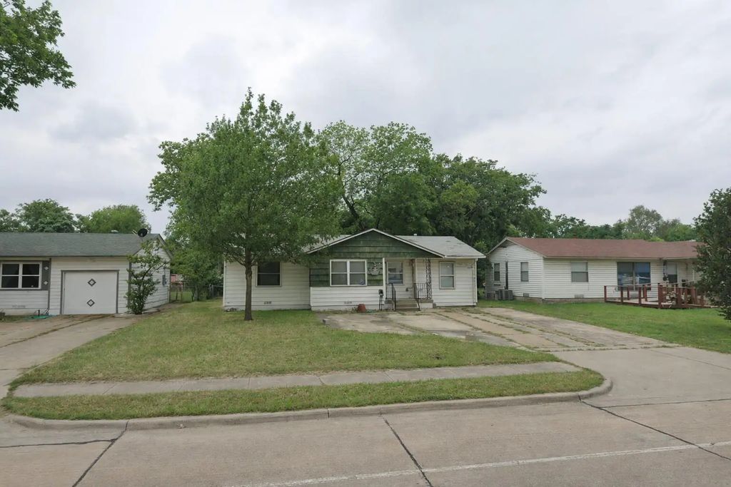 1727 N Nursery Road, Irving
