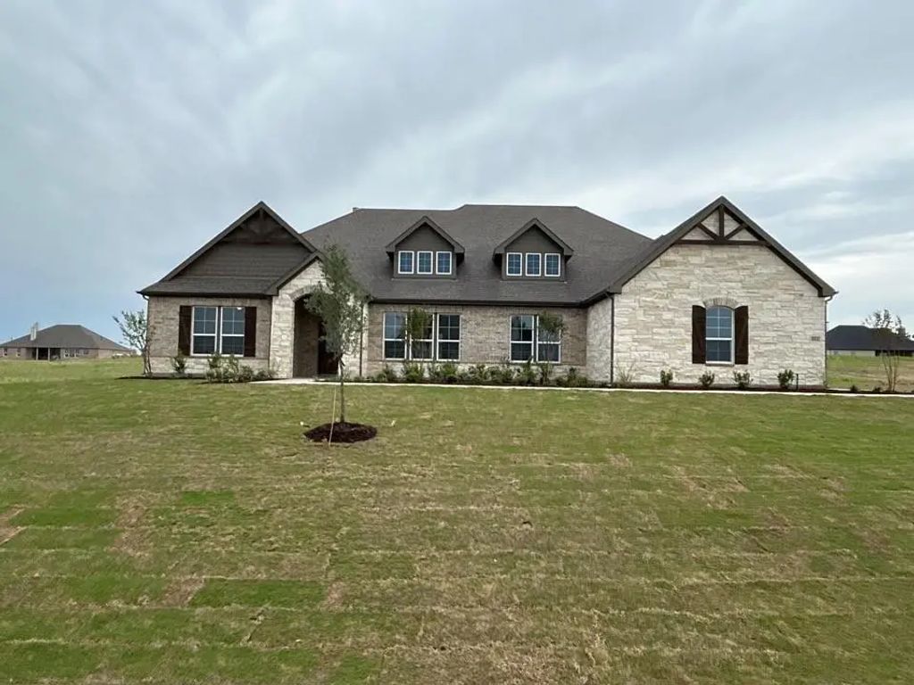 806 Valley Ridge Road, Van Alstyne