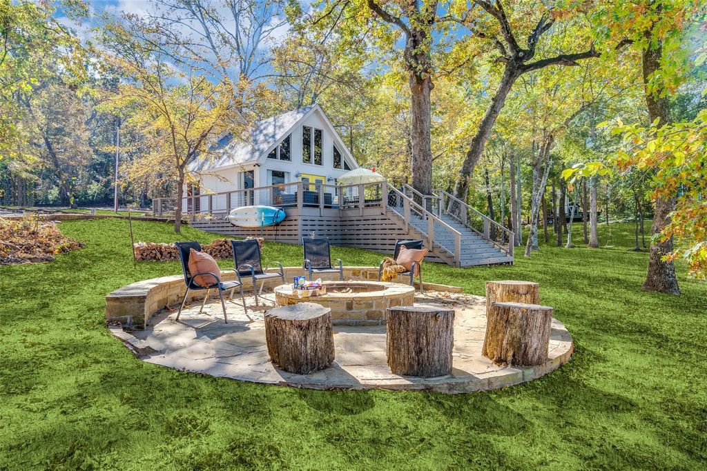 109 Barker Creek, Scroggins