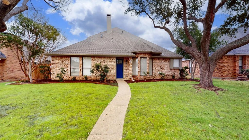 1010 Fairhaven Drive, Garland