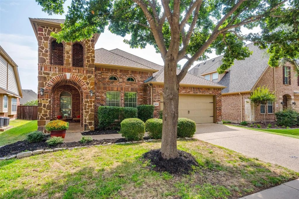 1604 Creek Crest Drive, McKinney