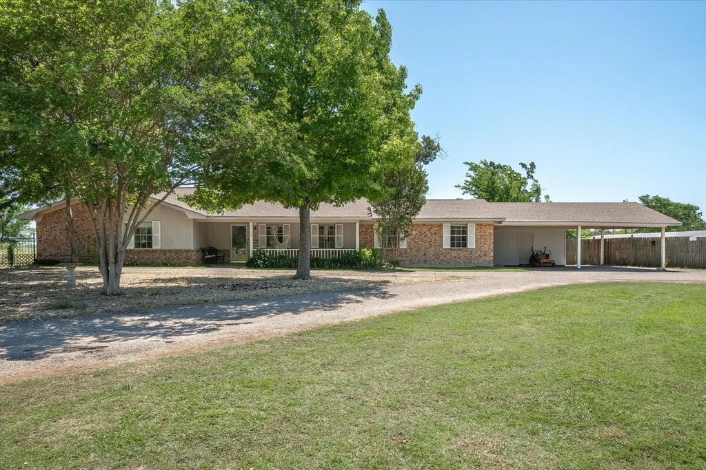 24291 State Highway 19, Canton