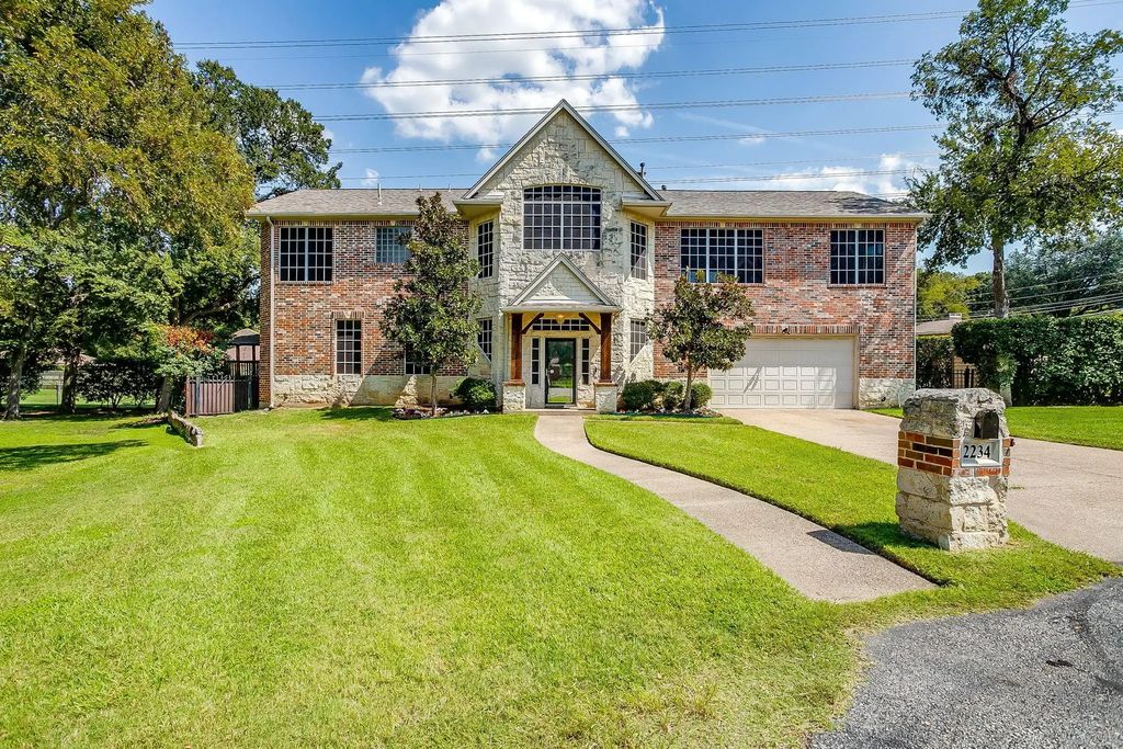 2234 Ivanhoe Circle, Grand Prairie