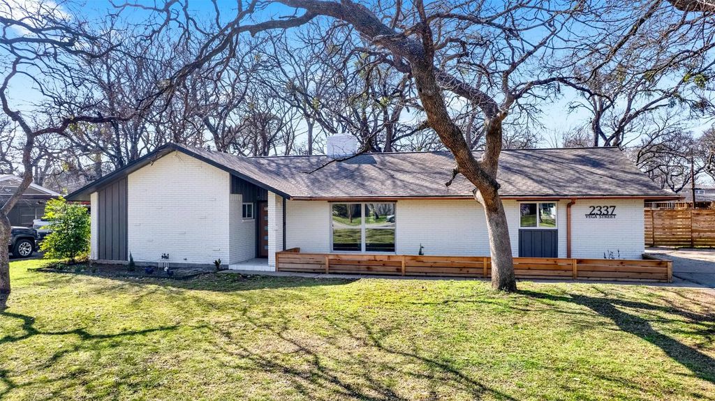 2337 Vega Street, Grand Prairie