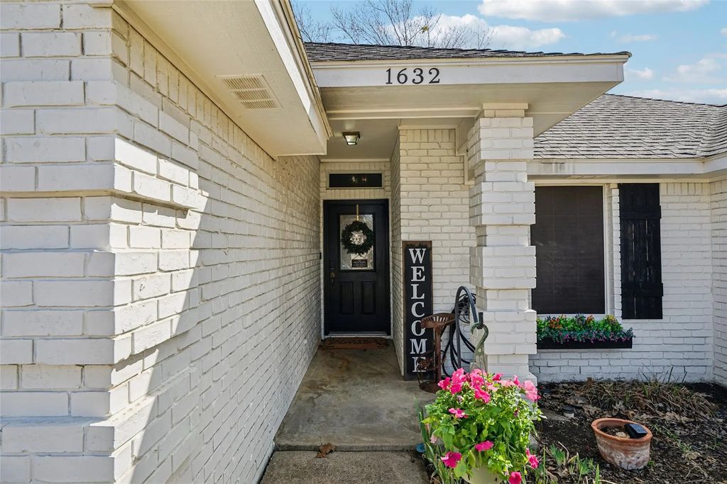 1632 Greenway Court, Midlothian
