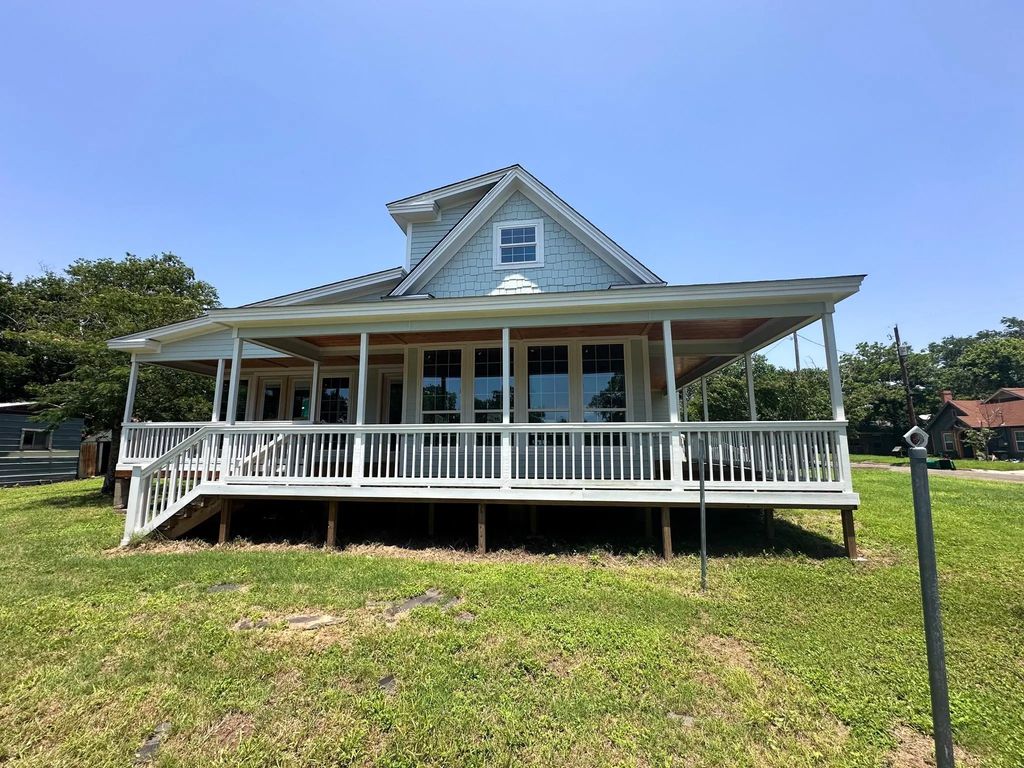 506 S 6th Street, Gatesville