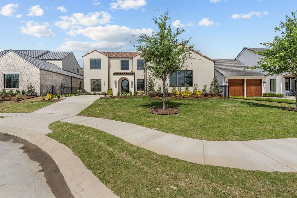 9724 Latour Court, Fort Worth