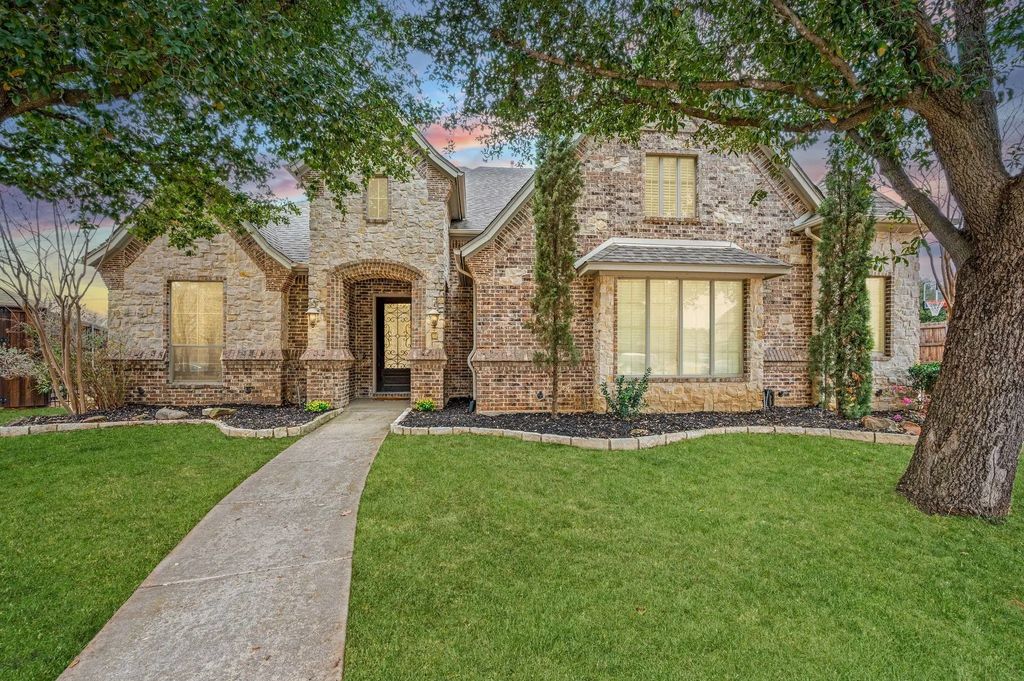 8205 Rio Bend Court, North Richland Hills