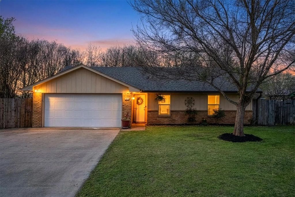 125 W 5th Street, Krum
