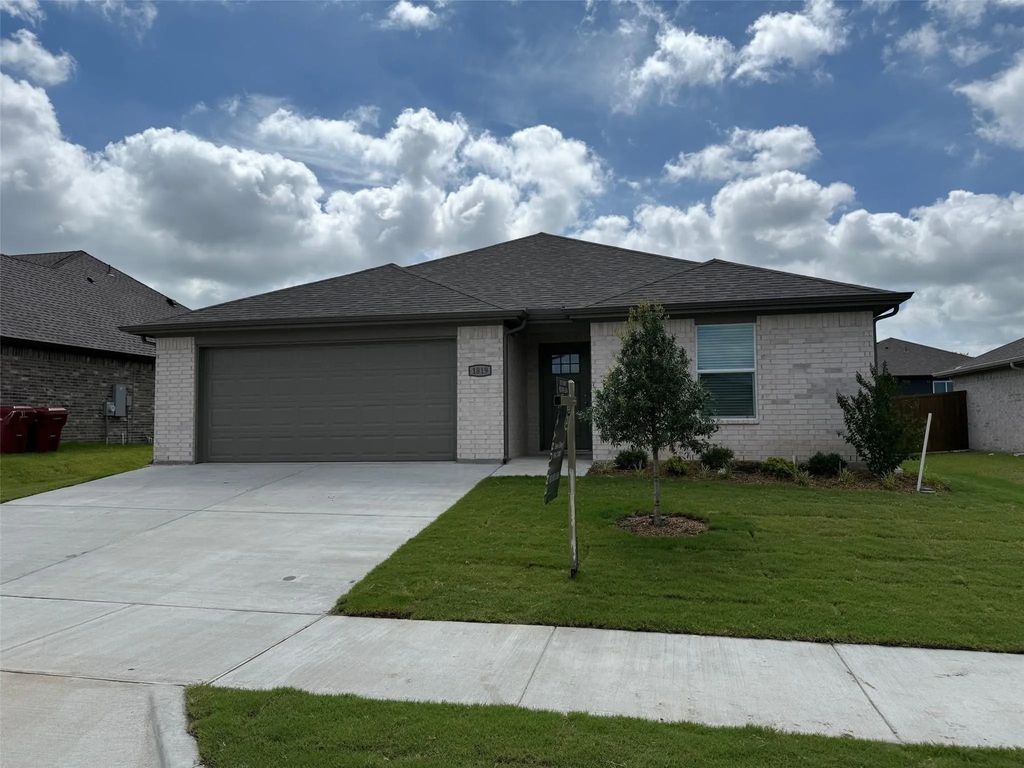 1819 Boxwood Drive, Sherman