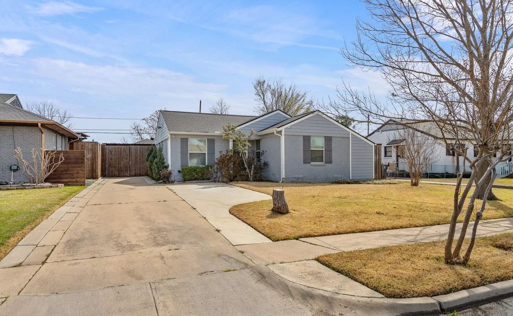 9966 Chireno Street, Dallas