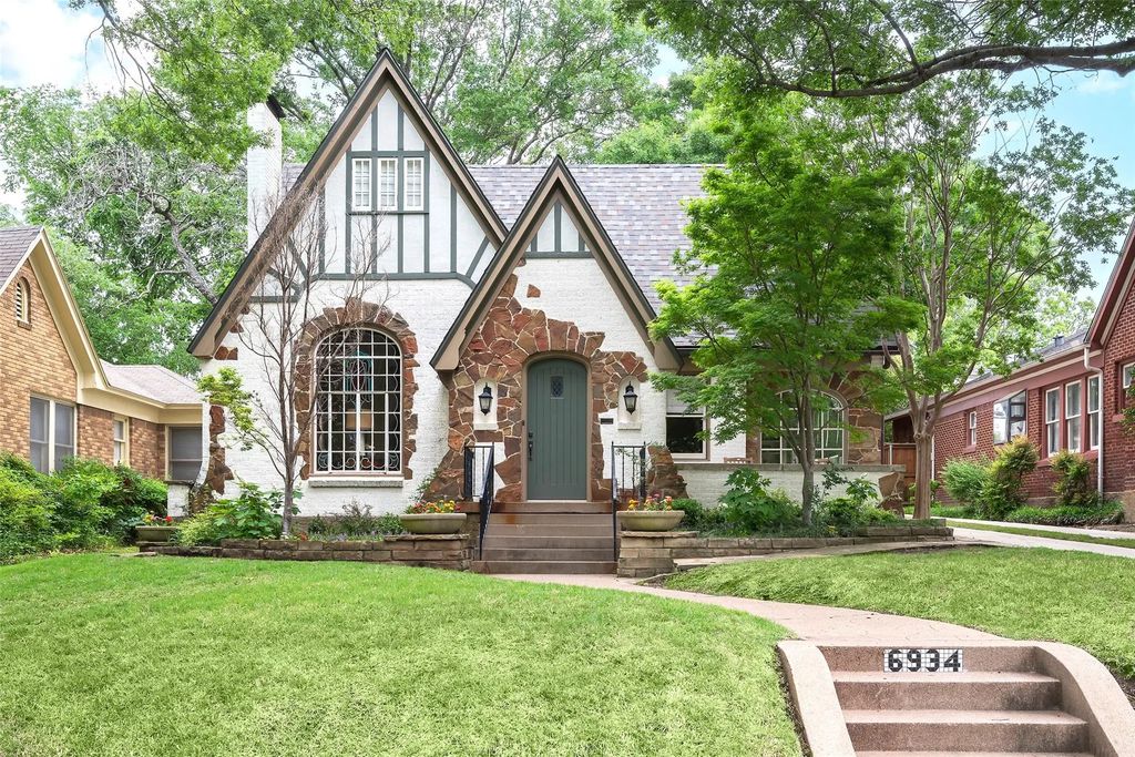 6934 Hammond Avenue, Dallas