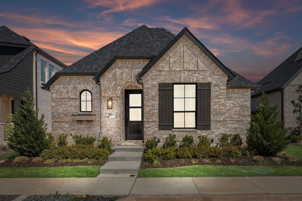 2716 Biltmore Drive, Celina
