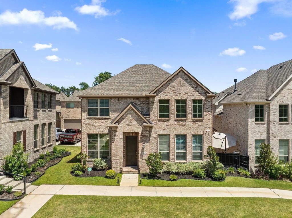 744 Patriot Lane, Irving