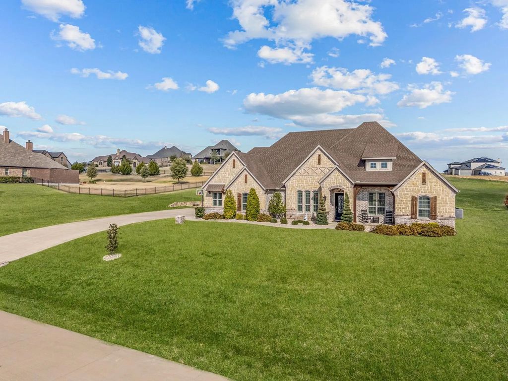 7756 Bella Milano Drive, Fort Worth