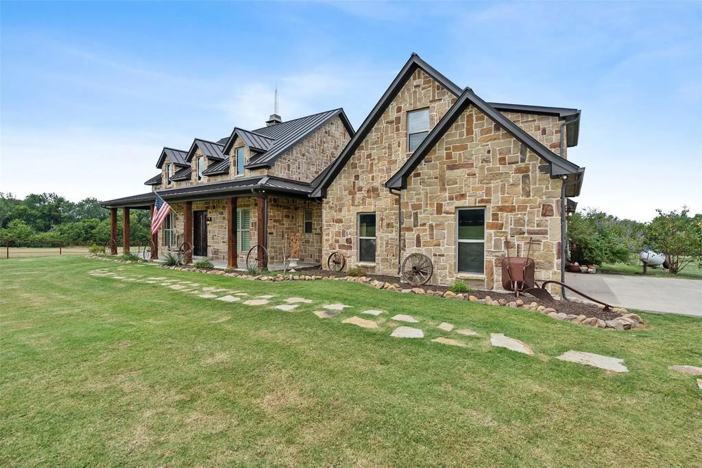 4180 N Smith Road, Fate