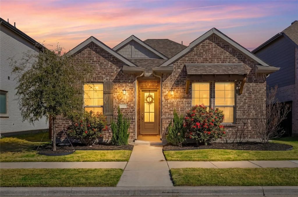 12448 Iveson Drive, Fort Worth