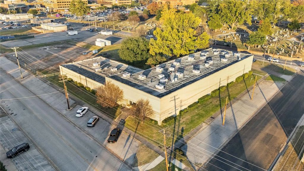 500 E Magrill Street, Longview
