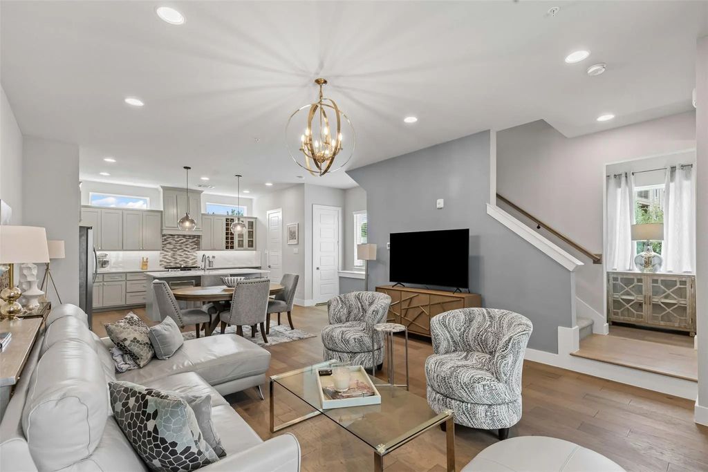 2741 Merrimac Street 101, Fort Worth