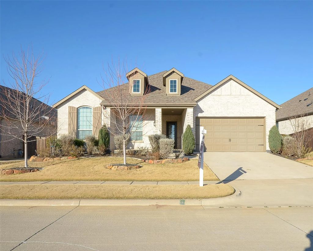 1121 Bridle Path Drive, Aubrey