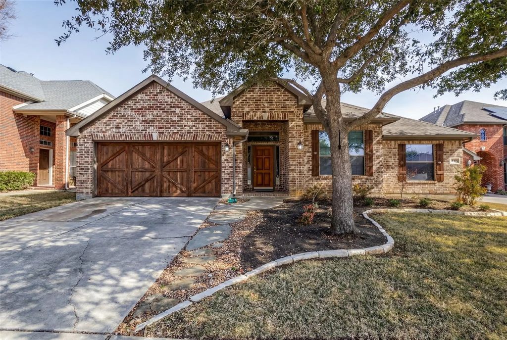 212 Barkley Drive, Hickory Creek